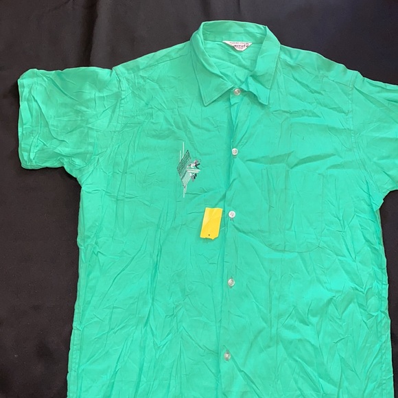 Electric green 70’s men shirt - Picture 3 of 7